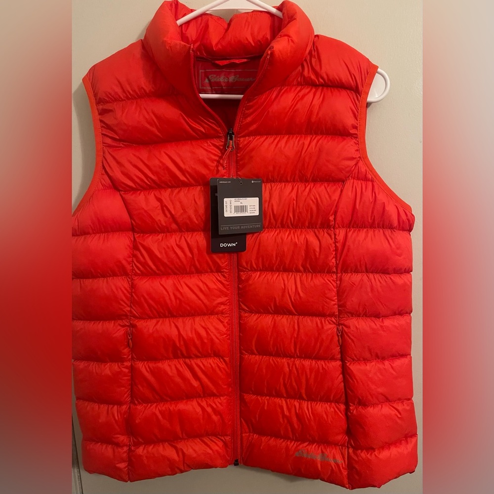Eddie Bauer Vest (NEW WITH TAGS!)